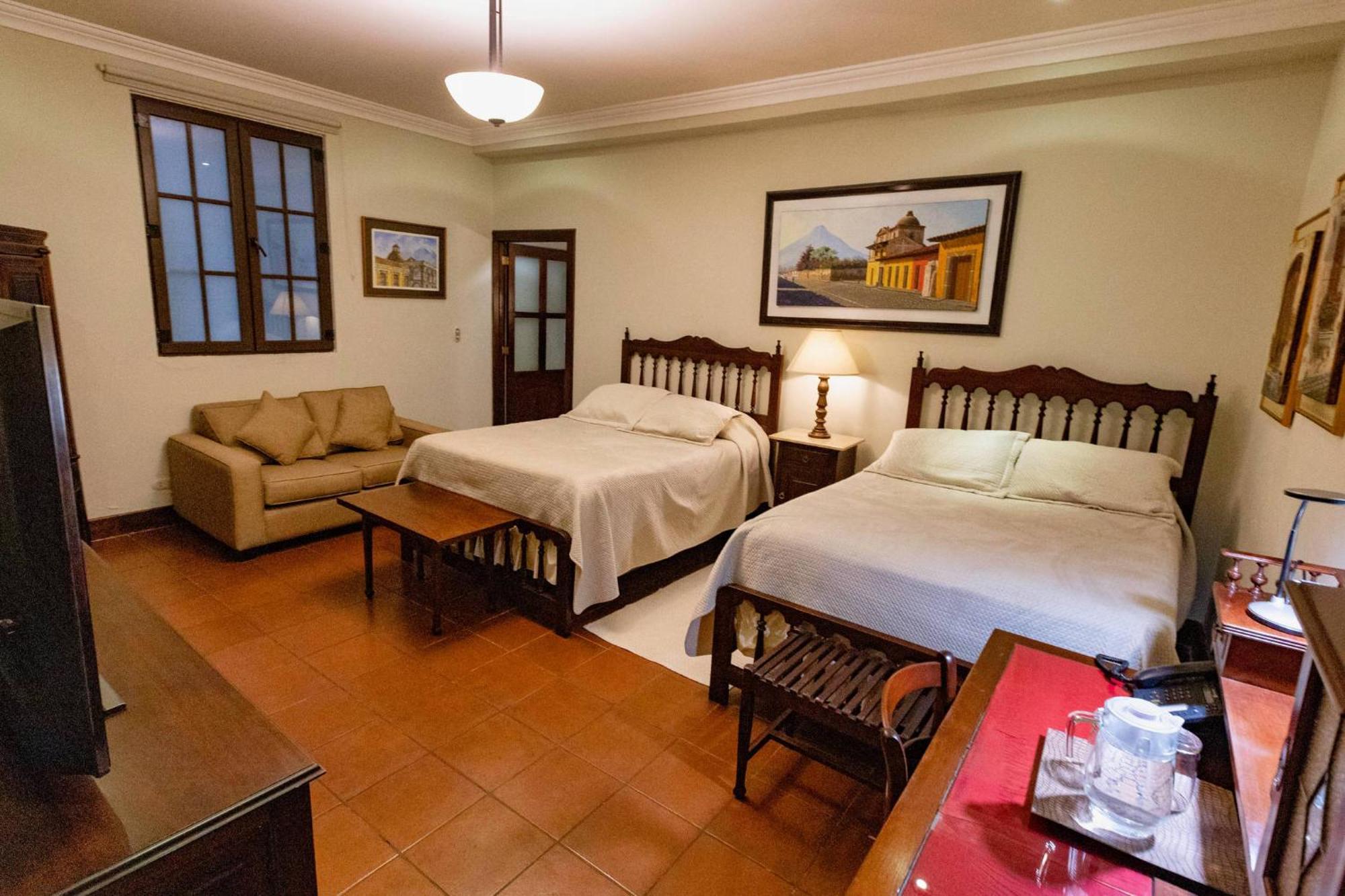 Hotel Aurora Antigua Екстер'єр фото