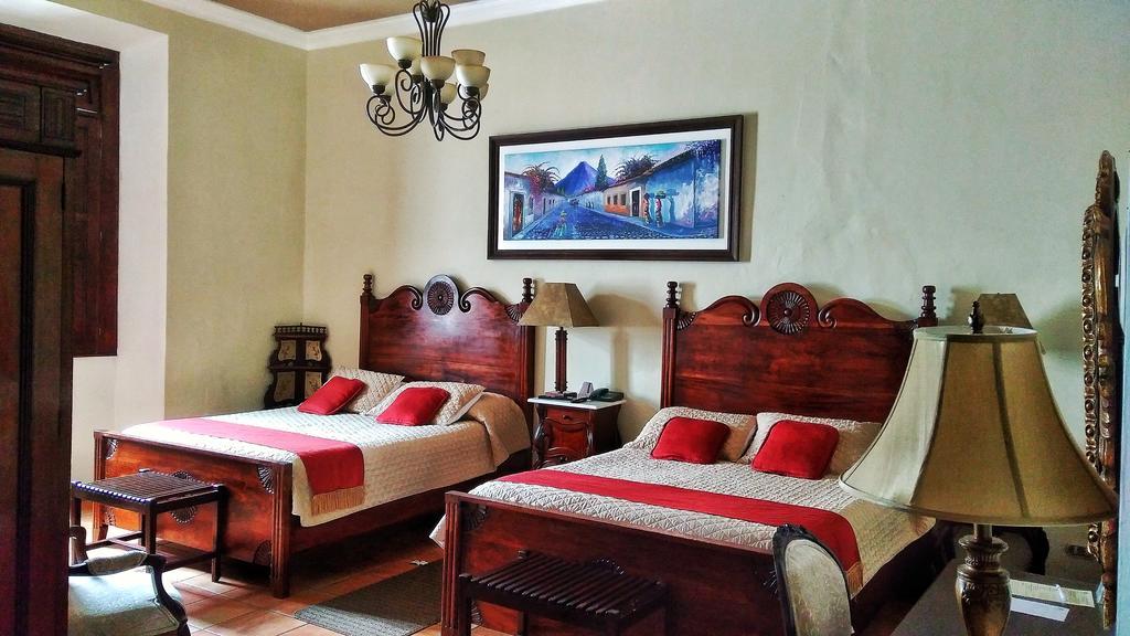 Hotel Aurora Antigua Екстер'єр фото